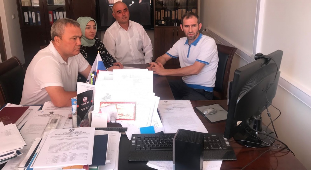 Администрация Хасавюртовского района приняла участие в работе совещания  в режиме видеоконференцсвязи Министерства по национальной политике и делам религий РД