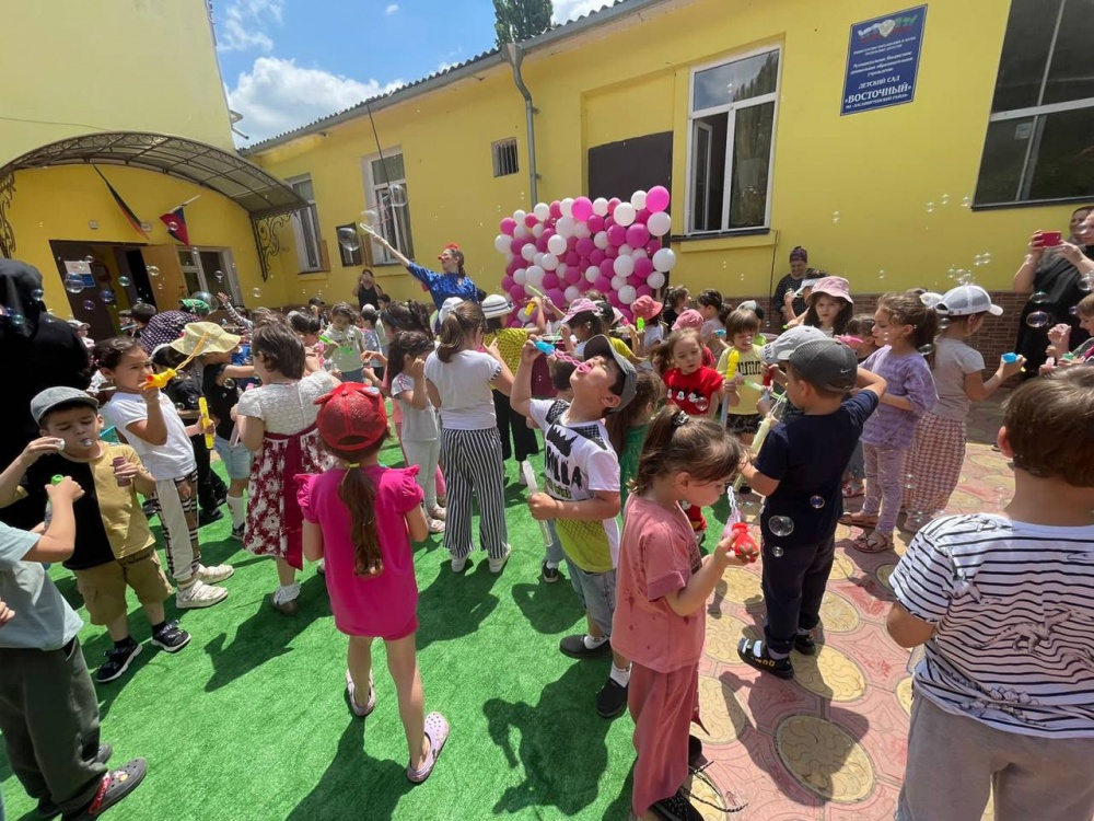 В дошкольных учреждениях Хасавюртовского района продолжаются летние праздничные конкурсы