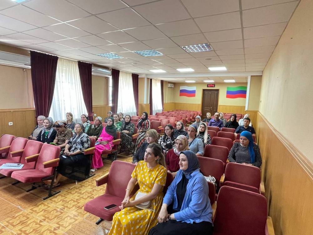 В Управления образования состоялась вторая встреча «Классного марафона», посвященного проекту «Разговоры о важном»