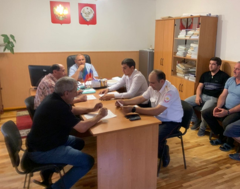 Антинаркотическая комиссия Хасавюртовского района продолжает выездные встречи в поселениях муниципалитета
