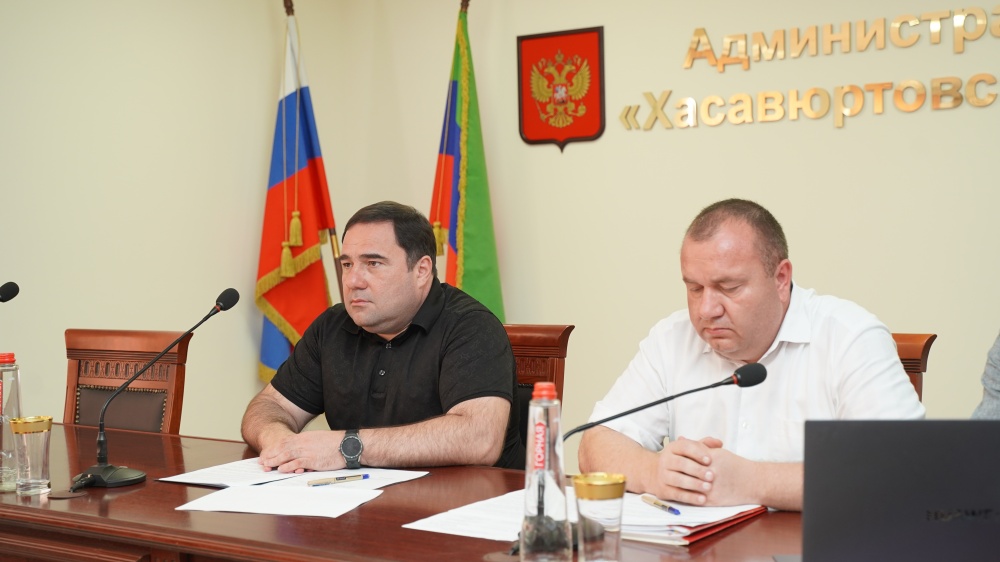 В администрации Хасавюртовского района обсудили  санитарно – эпидемиологическую ситуацию и ход мероприятий по погашению транспортного налога