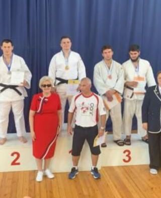 Курбан Магомедов в составе сборной Дагестана стал  чемпионом  России по дзюдо среди инвалидов (ВОС)