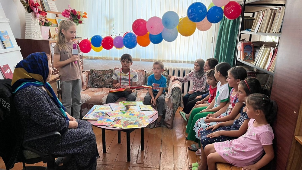 Литературно-музыкальный час «Музыка на все времена» провели в библиотеке селения Хамавюрт