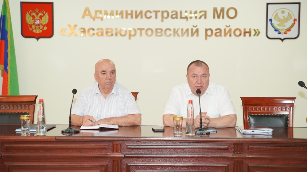 В администрации Хасавюртовского района состоялось очередное пленарное совещание