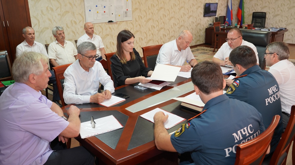 В администрации Хасавюртовского района состоялось очередное заседание Комиссии по предупреждению и ликвидации ЧС
