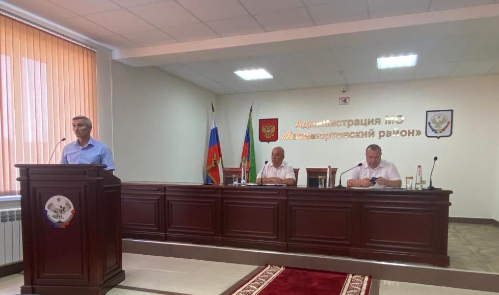 В администрации Хасавюртовского района обсудили ход мероприятий по борьбе с инфекционными заболеваниями