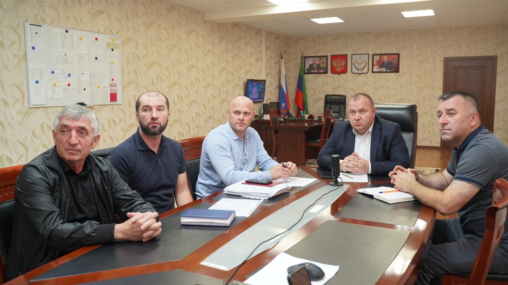 Администрация Хасавюртовского района приняла участие в работе совещания  в режиме видеоконференцсвязи Государственной жилищной инспекции РД