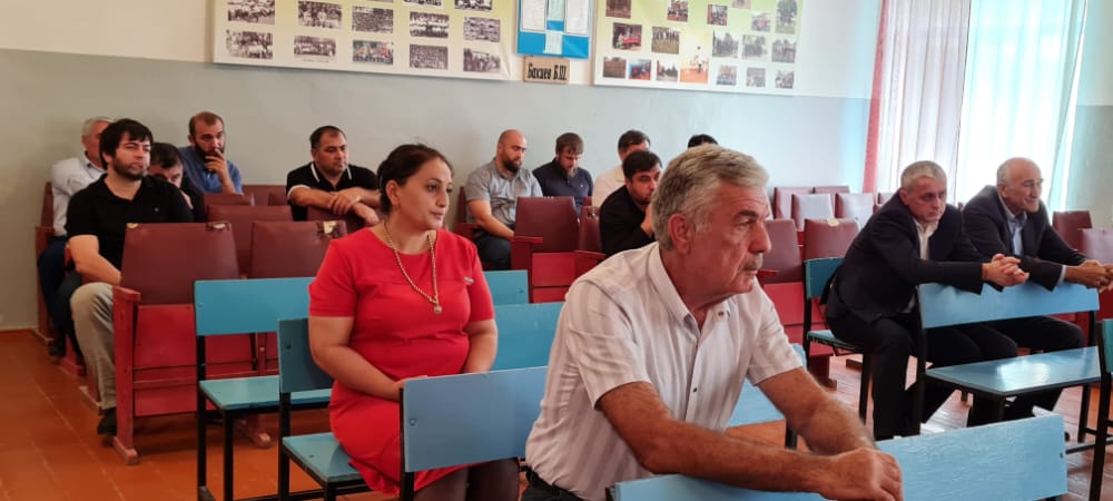Власти Хасавюртовского района провели инспекцию состояния социальных объектов селения Костек и встретились с общественностью и предпринимательским сообществом