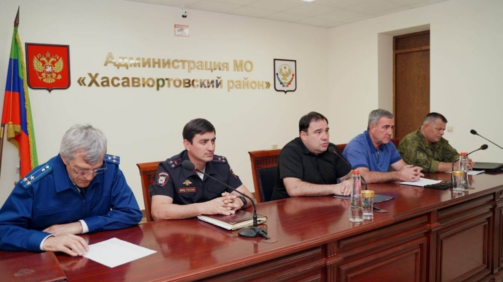 Глава Хасавюртовского района провел расширенное совещание по вопросам хода проведения частичной мобилизации