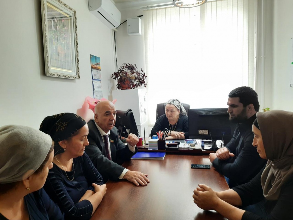 Власти Хасавюртовского района продолжают  выездные встречи в поселениях района по вопросам проведения хода частичной мобилизации