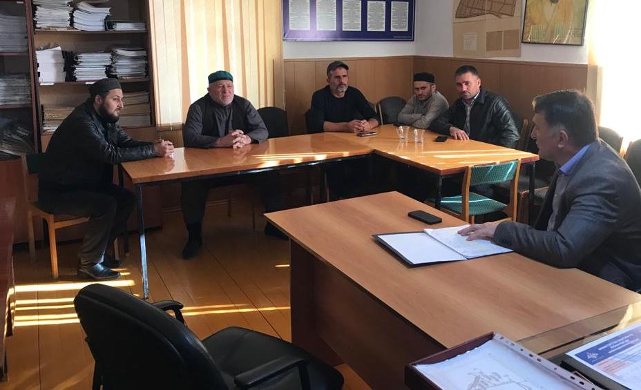 Власти Хасавюртовского района продолжают  выездные встречи в поселениях района по вопросам проведения хода частичной мобилизации