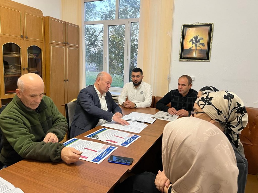 Власти Хасавюртовского района продолжают  выездные встречи в поселениях района по вопросам проведения хода частичной мобилизации