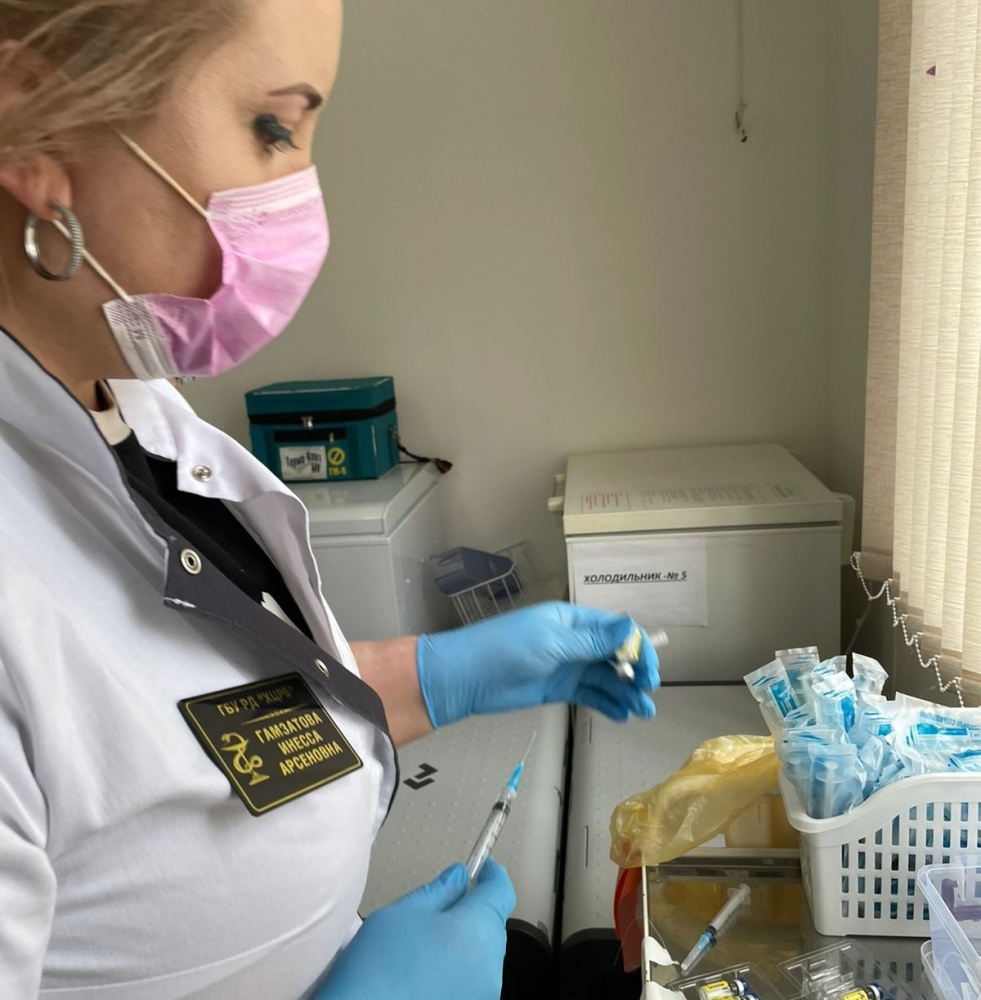 В Хасавюртовском районе продолжаются здравоохранительные мероприятия по вакцинации и ревакцинации населения