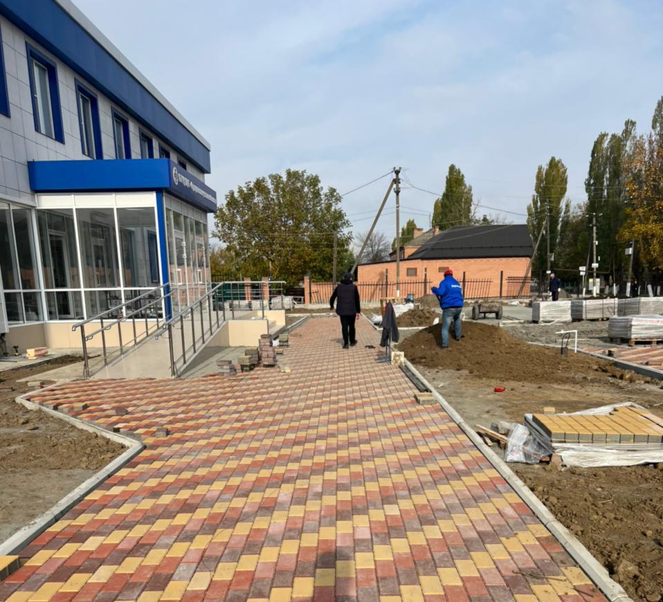 Власти Хасавюртовского района проинспектировали ход строительства и капитального ремонта объектов здравоохранения муниципалитета