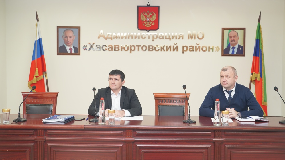 Администрация  Хасавюртовского района приняла участие в работе Правительственного совещания в  режиме видеоконференцсвязи под руководством  Муслима Телякавова