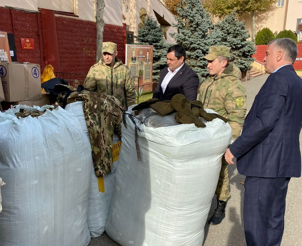 Власти   Хасавюртовского района продолжают оказывать  гуманитарную и продовольственную  помощь участникам СВО