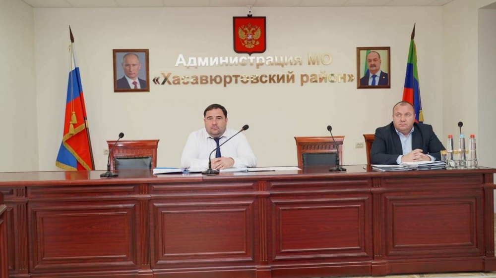 Глава Хасавюртовского района принял участие в работе заседания Совета при Главе РД по развитию градостроительства и архитектуры в режиме ВКС  под председательством Сергея Меликова