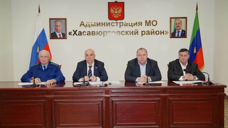 Двадцать первая сессия Собрания депутатов МО « Хасавюртовский район» подвела итоги работы за 2022г