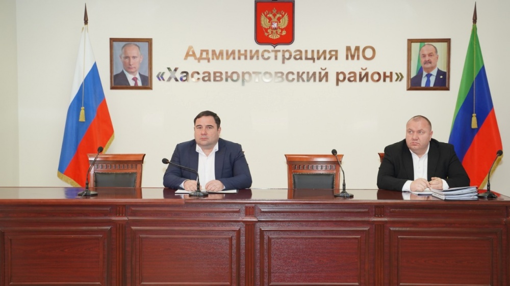 Глава  Хасавюртовского района принял участие в работе  заседания Оперативного штаба РД в режиме видеоконференцсвязи под председательством  Сергея Меликова