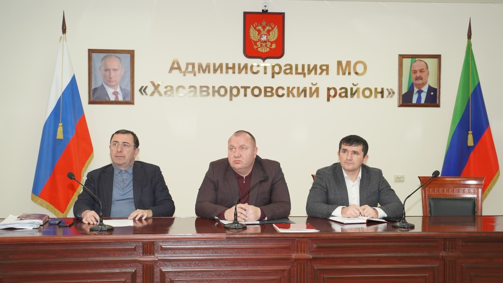 Администрация  Хасавюртовского района приняла участие в работе Правительственного совещания в  режиме видеоконференцсвязи под руководством  Муслима Телякавова