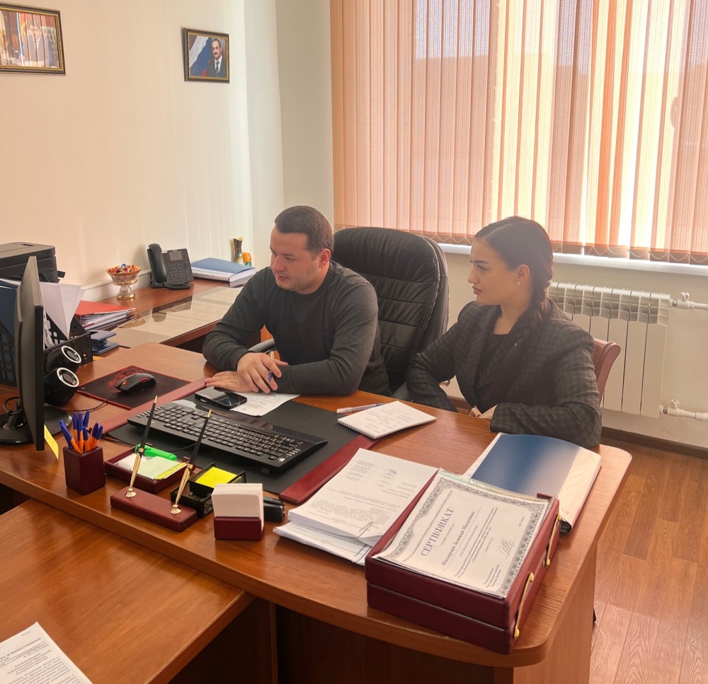 Администрация  Хасавюртовского района приняла участие в работе вебинара в  режиме видеоконференцсвязи  Госстатистики по РД