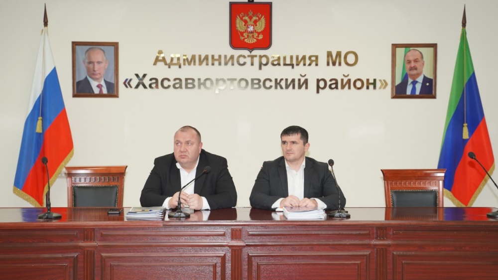 Администрация  Хасавюртовского района приняла участие в работе Правительственного совещания в  режиме видеоконференцсвязи под руководством  Руслана Алиева