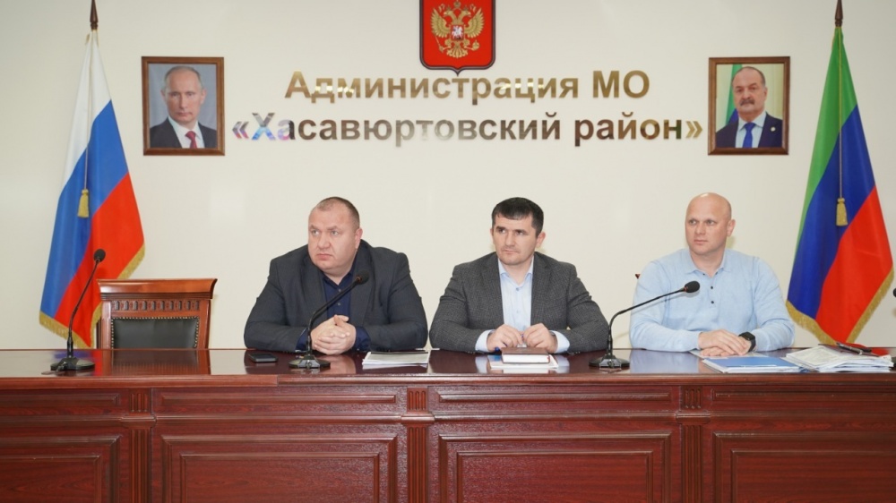 Администрация Хасавюртовского района приняла участие в работе совещания  в режиме видеоконференцсвязи Государственной жилищной инспекции РД
