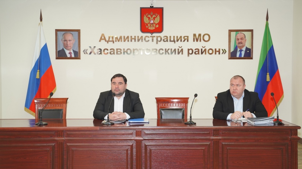 Глава   Хасавюртовского района принял участие в работе  заседания Оперативного штаба РД в режиме видеоконференцсвязи под руководством Сергея Меликова