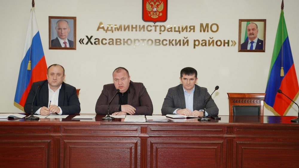 В администрации  Хасавюртовского района состоялось  расширенное совещание медработников  по актуальным вопросам здравоохранения