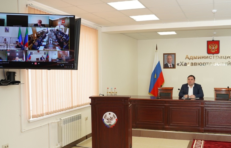 Глава  Хасавюртовского района принял участие в работе заседания Координационного совета при Главе РД в режиме видеоконференцсвязи под руководством Сергея Меликова