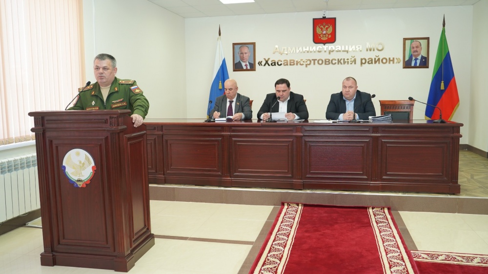 Глава Хасавюртовского района провел очередное пленарное совещание  по актуальным вопросам деятельности муниципалитета