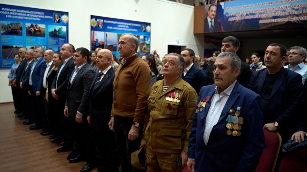 Торжественное мероприятие под эгидой «Служить России» посвященное  Дню защитника Отечества провели  в Хасавюртовском районе