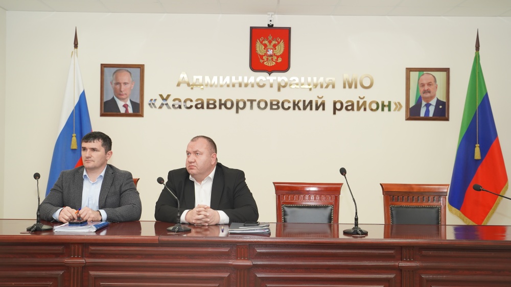 Администрация Хасавюртовского района приняла участие в работе совещания в режиме ВКС Министерства  образования и науки РД