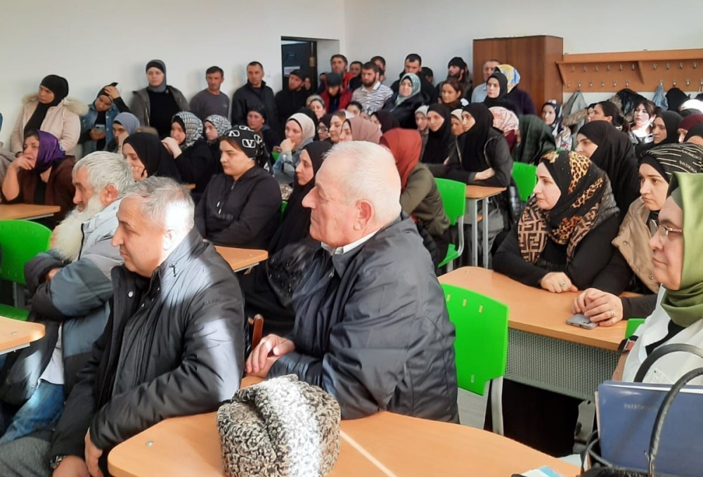 В поселениях Хасавюртовского района продолжается  разъяснительная работа о важности иммунизации против полиомиелита