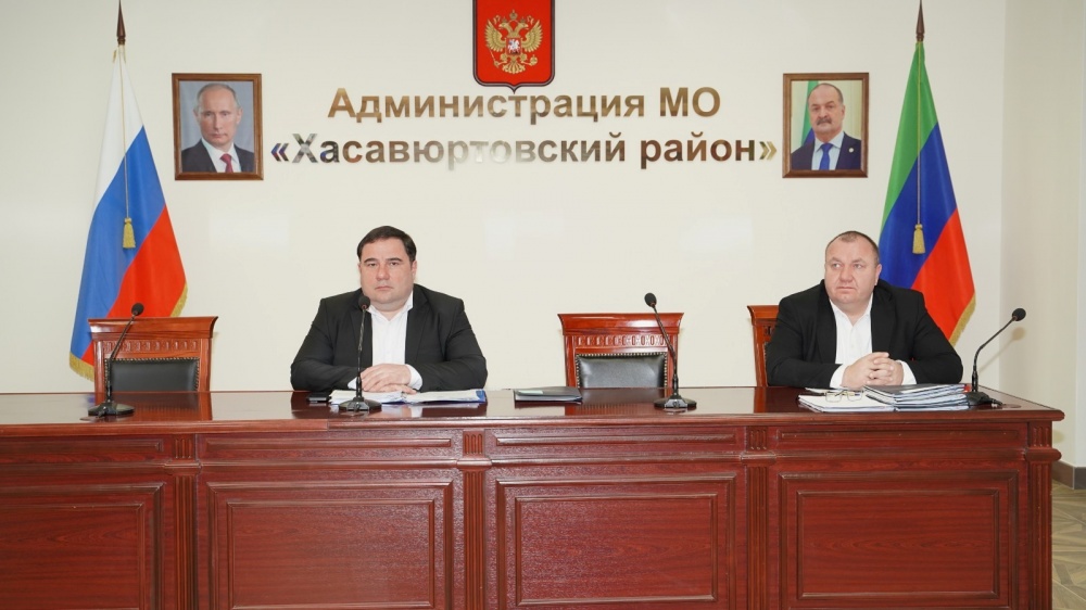 Глава   Хасавюртовского района принял участие в работе  заседания Оперативного штаба РД в режиме видеоконференцсвязи под руководством Сергея Меликова