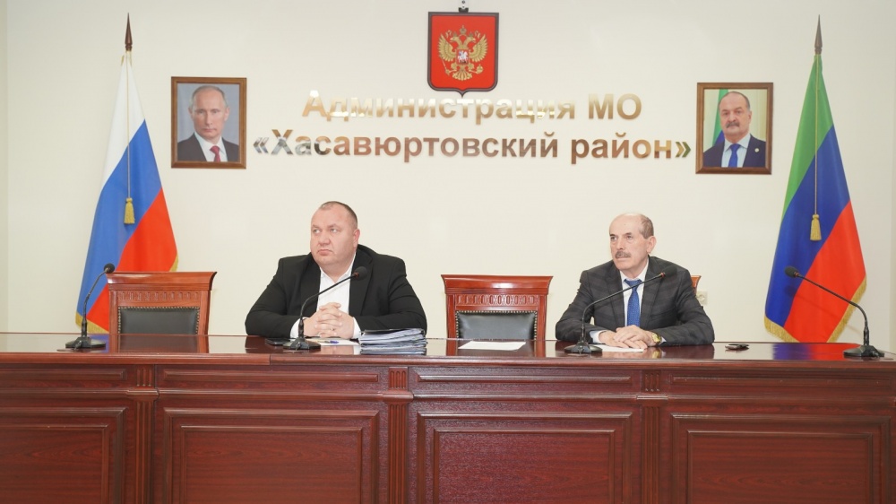 Администрация  Хасавюртовского района приняла  участие в работе Правительственного заседания в режиме ВКС под руководством Абдулмуслима Абдулмуслимова