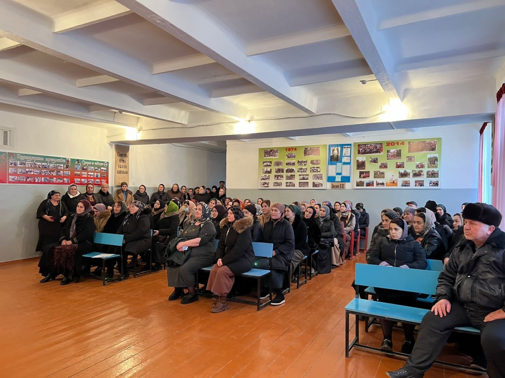 В поселениях Хасавюртовского района продолжается  разъяснительная работа о важности иммунизации против полиомиелита