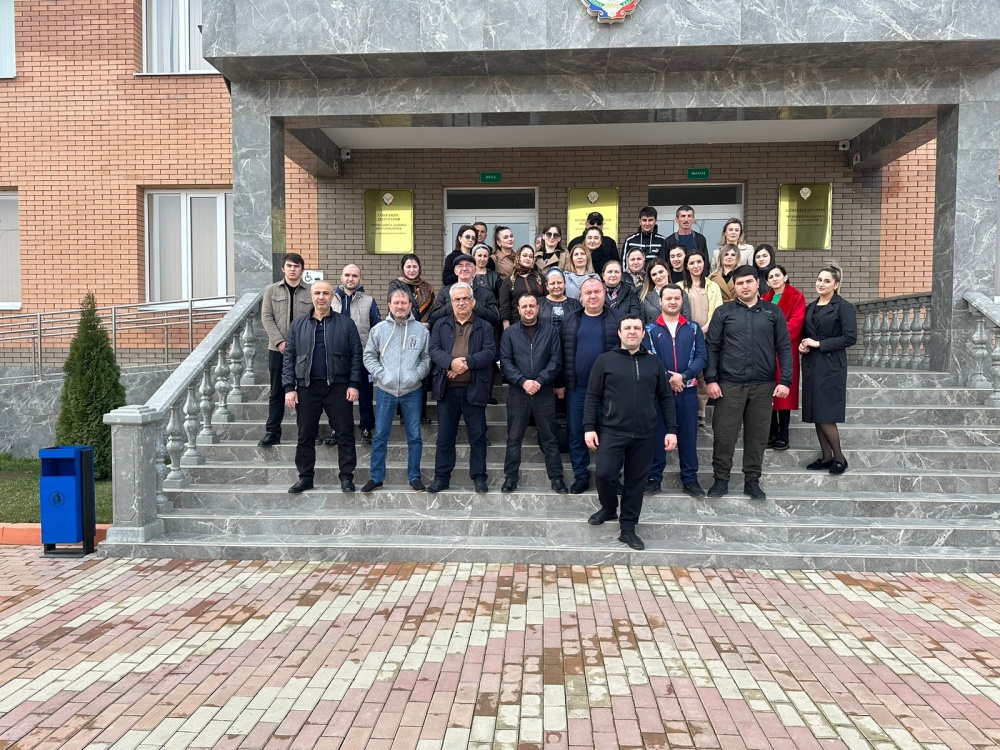 Администрация Хасавюртовского   района поддержала и провела   весенний  общереспубликанский субботник