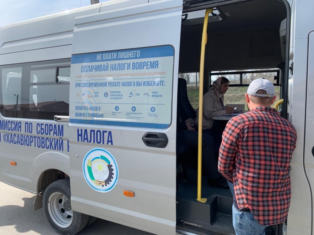 Очередные рейды по укреплению налоговой дисциплины и сбору транспортного налога провели в Хасавюртовском районе