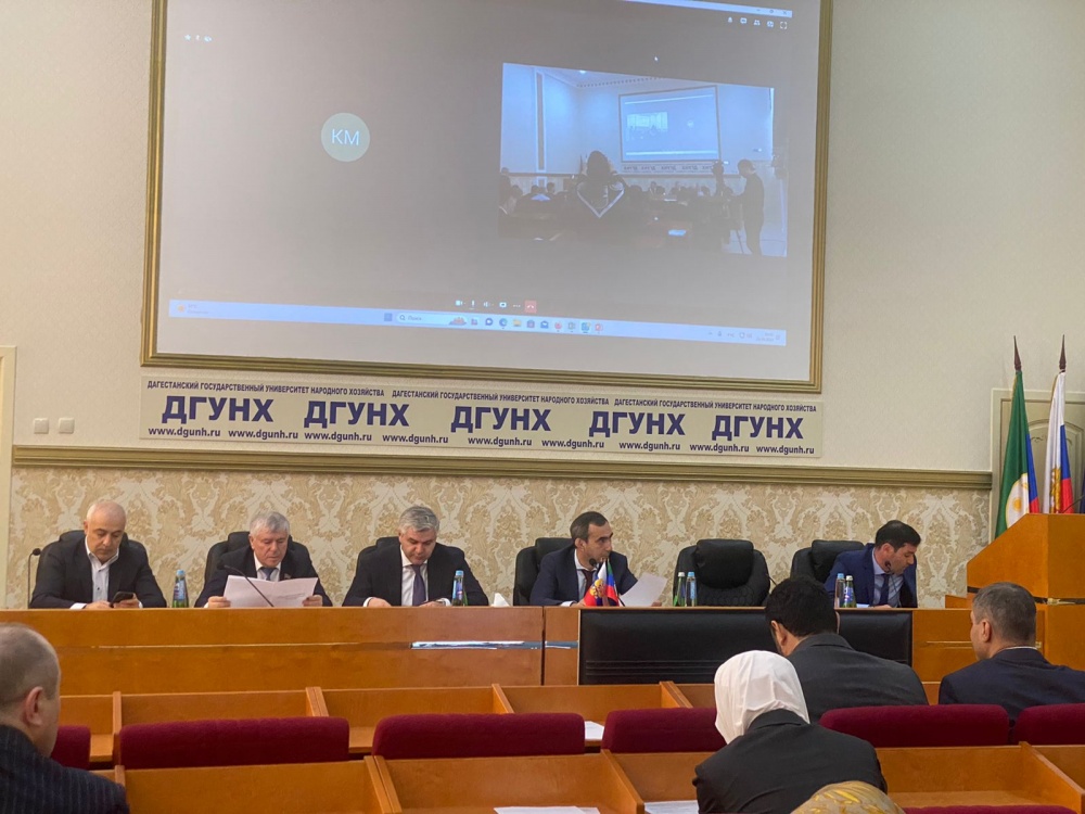 Администрация Хасавюртовского района приняла участие  в работе регионального заседания рабочей группы  по вопросам «Имущественной поддержки субъектов МСП»