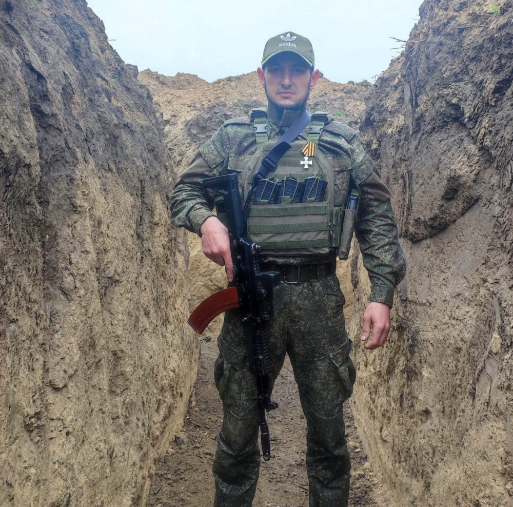 Мобилизованный участник СВО из Хасавюртовского района отмечен государственной наградой орденом Святого Георгия — Георгиевским крестом 4 степени