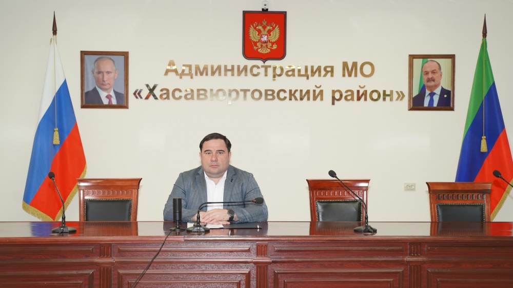 Глава   Хасавюртовского района принял участие в работе Правительственного заседания Комиссии при Главе РД  в режиме видеоконференцсвязи под руководством Сергея Меликова