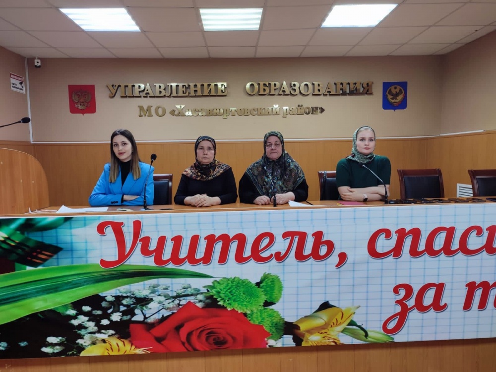 В Управления образования прошёл муниципальный этап республиканской олимпиады по вопросам избирательного права и избирательного процесса