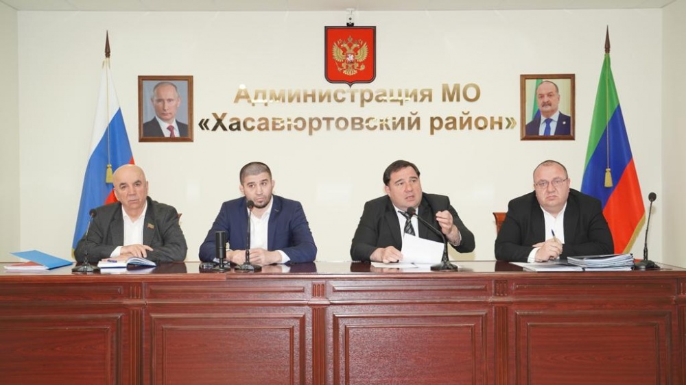 Глава Хасавюртовского района провел очередное совещание по вопросам организации весеннего призыва