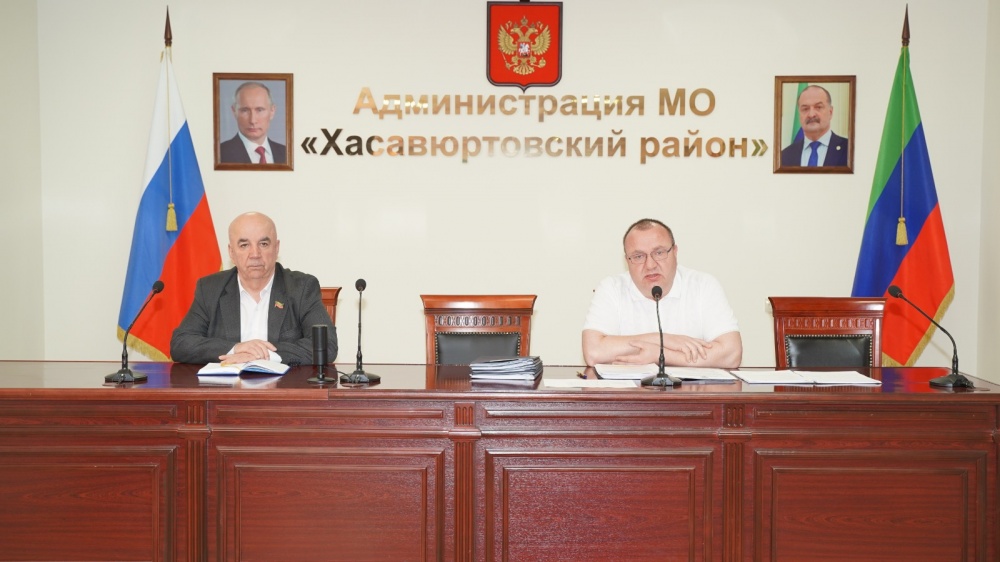 В администрации Хасавюртовского района прошло совещание с главами сельских поселений