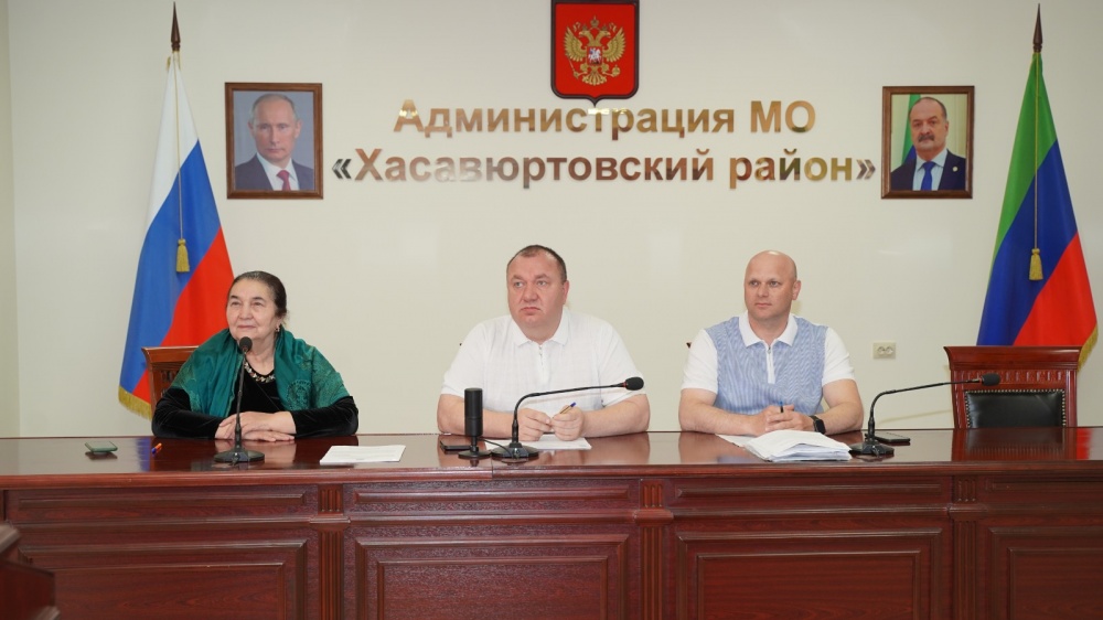 Администрация Хасавюртовского района приняла участие в работе селекторного совещания  в режиме видеоконференцсвязи Государственной жилищной инспекции РД
