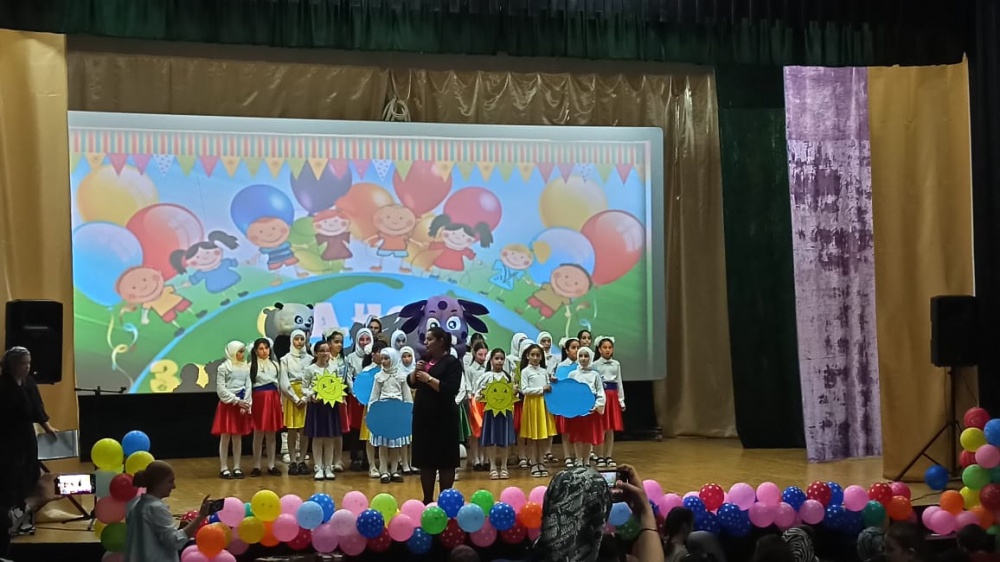 В МБУ «Центр  традиционной культуры народов России им. К. Юнусова» с.Кокрек состоялся ежегодный праздник, посвященный Дню защиты детей