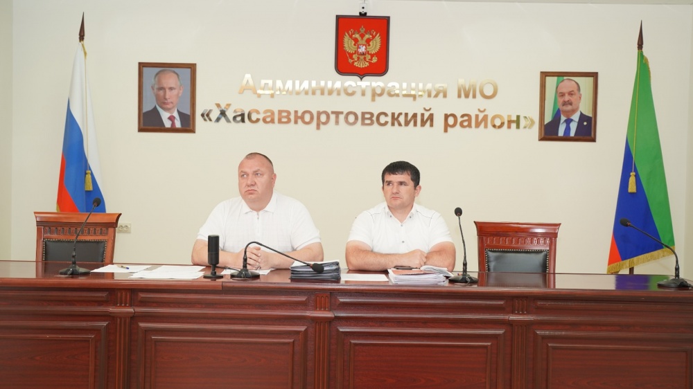 Администрация Хасавюртовского района приняла  участие в работе заседания Оперативного штаба РД в режиме видеоконференцсвязи под руководством Сергея Меликова