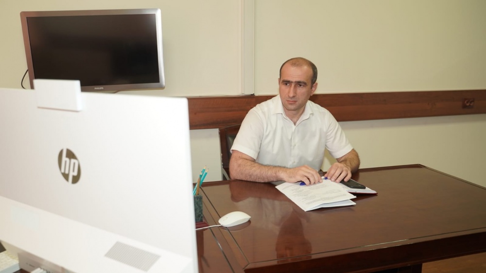 Администрация Хасавюртовского района приняла участие в работе совещания в режиме видеоконференцсвязи по вопросам Госпабликов