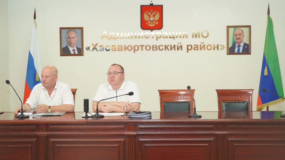Администрация   Хасавюртовского района приняла участие в работе Правительственного совещания в  режиме видеоконференцсвязи